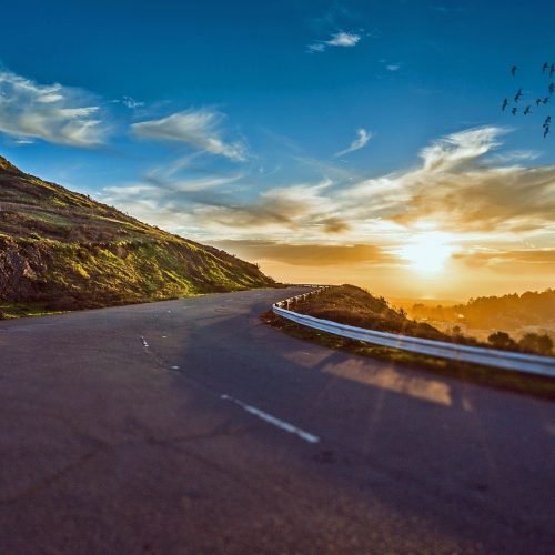 winding-road-1556177_1280